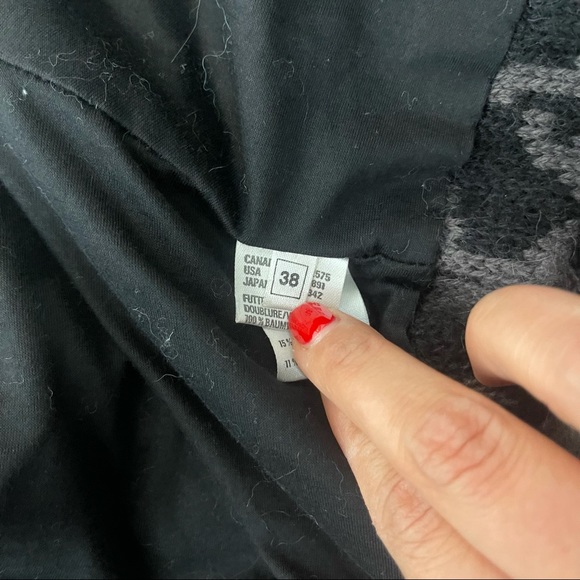 ESCADA Women's Black Geometric Print Knit Wool/Alpaca Oversized Cardigan Size 38 - Picture 13 of 15